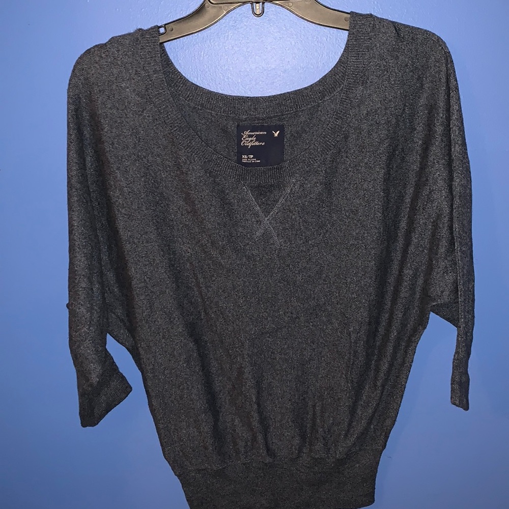 SALE $10‼️American Eagle 3/4 bat sleeve cotton sweater XS